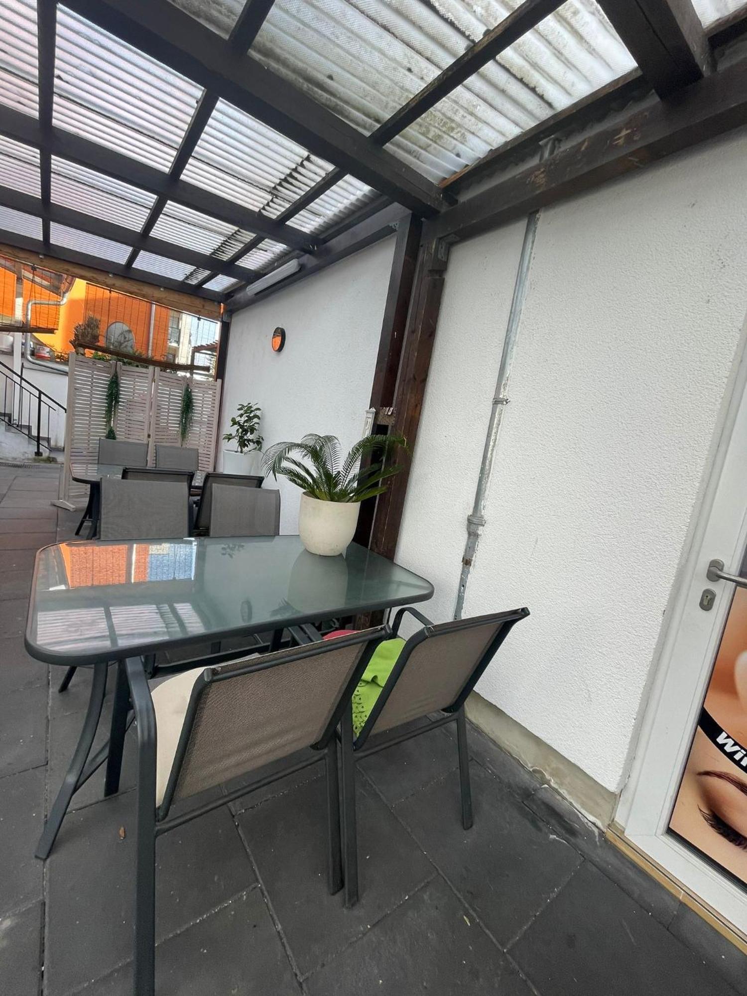 Leo Apartment Zentrum รึสเซิลส์ไฮม์ ภายนอก รูปภาพ