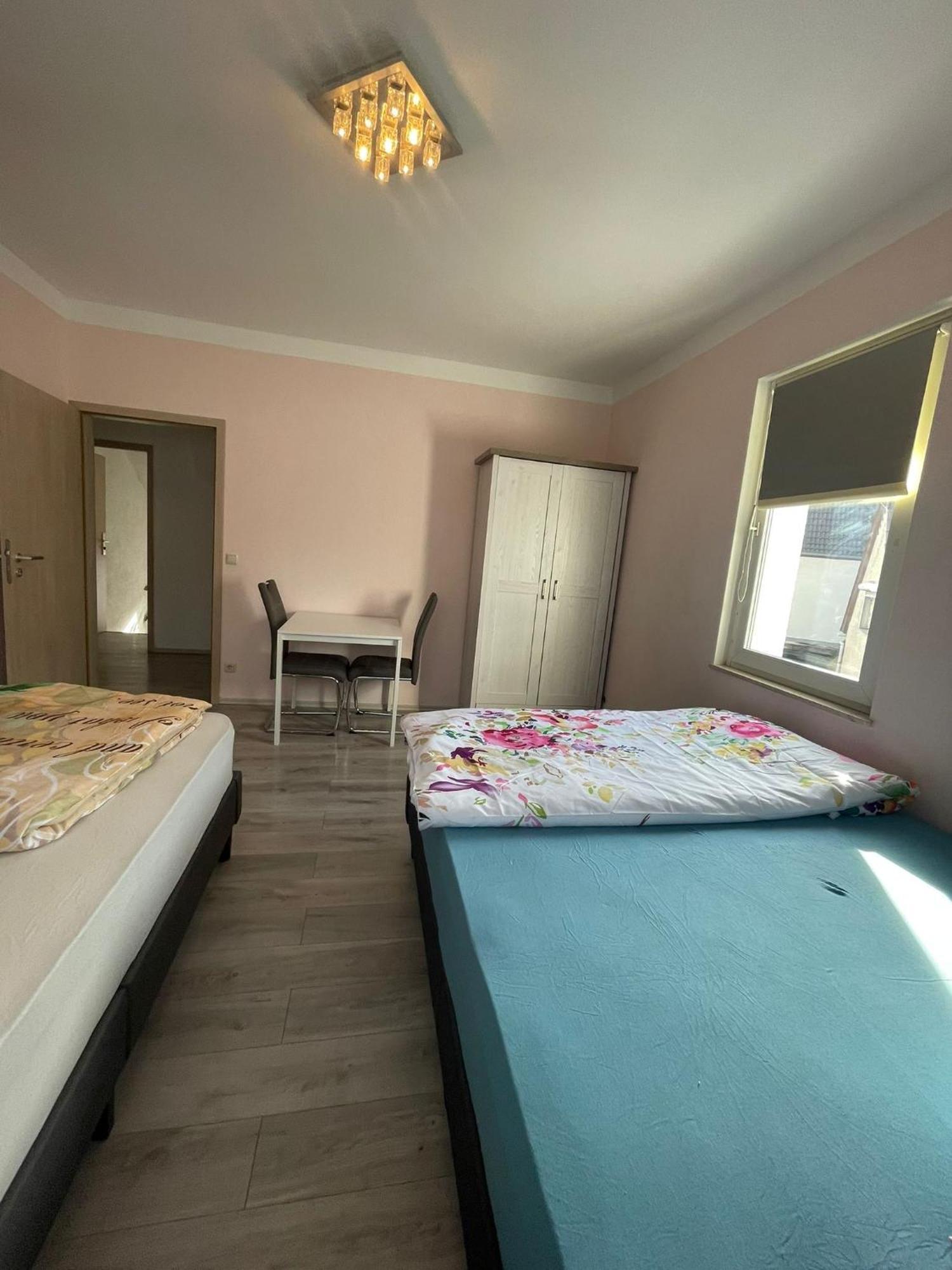 Leo Apartment Zentrum รึสเซิลส์ไฮม์ ภายนอก รูปภาพ